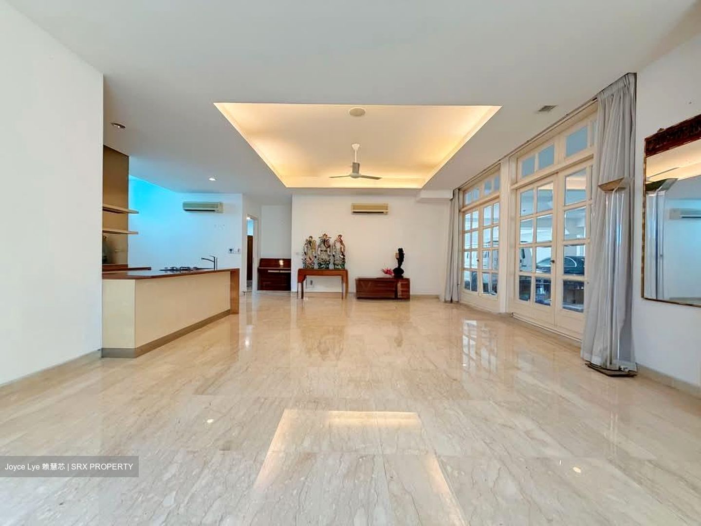 Chancery Lane (D11), Detached #565568181